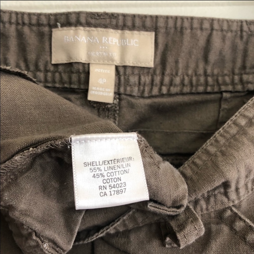 Banana Republic Martin cargo cropped pants petite - Picture 7 of 7